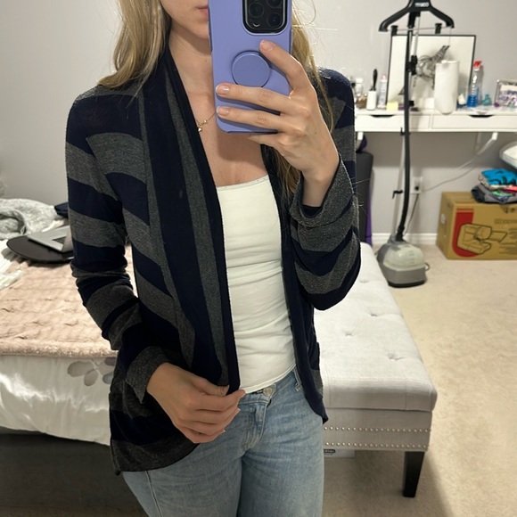 FOREVER 21 STRIPED CARDIGAN - Picture 1 of 3